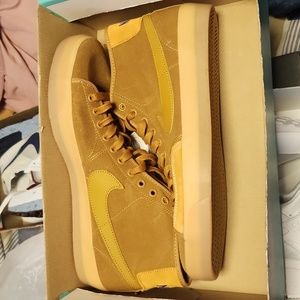 Nike SB Blazer Court Mid PRM